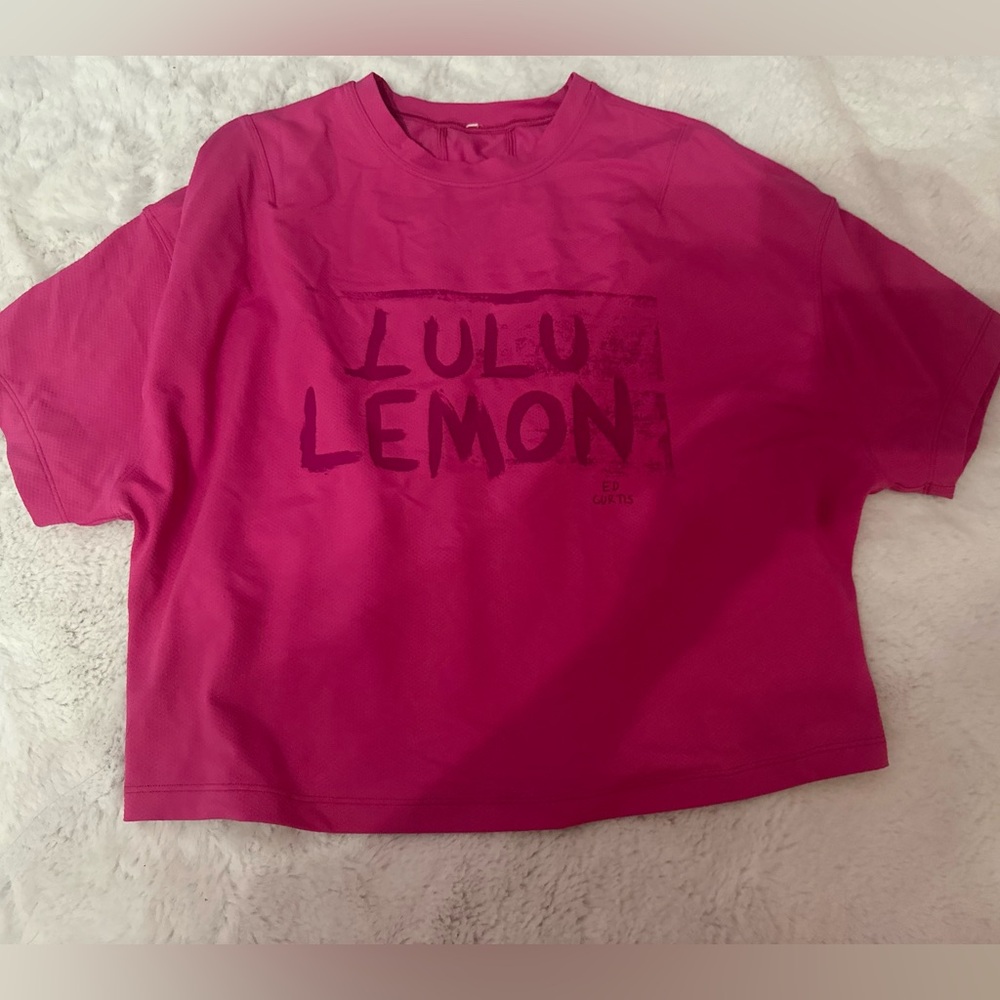 Lululemon top